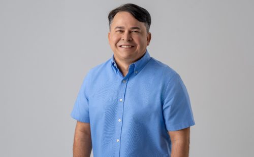 Keitton Batista durante campanha eleitoral como candidato a deputado estadual pelo Agir